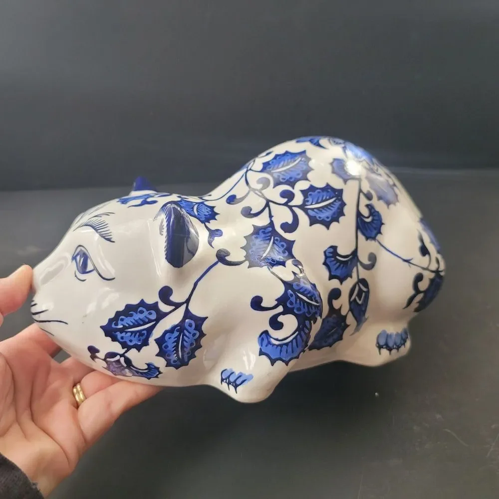 Cobalt Blue & White Chinoiserie Porcelain Cat Floral Chintz Design 10x5x5" Vtg - Picture 8 of 12